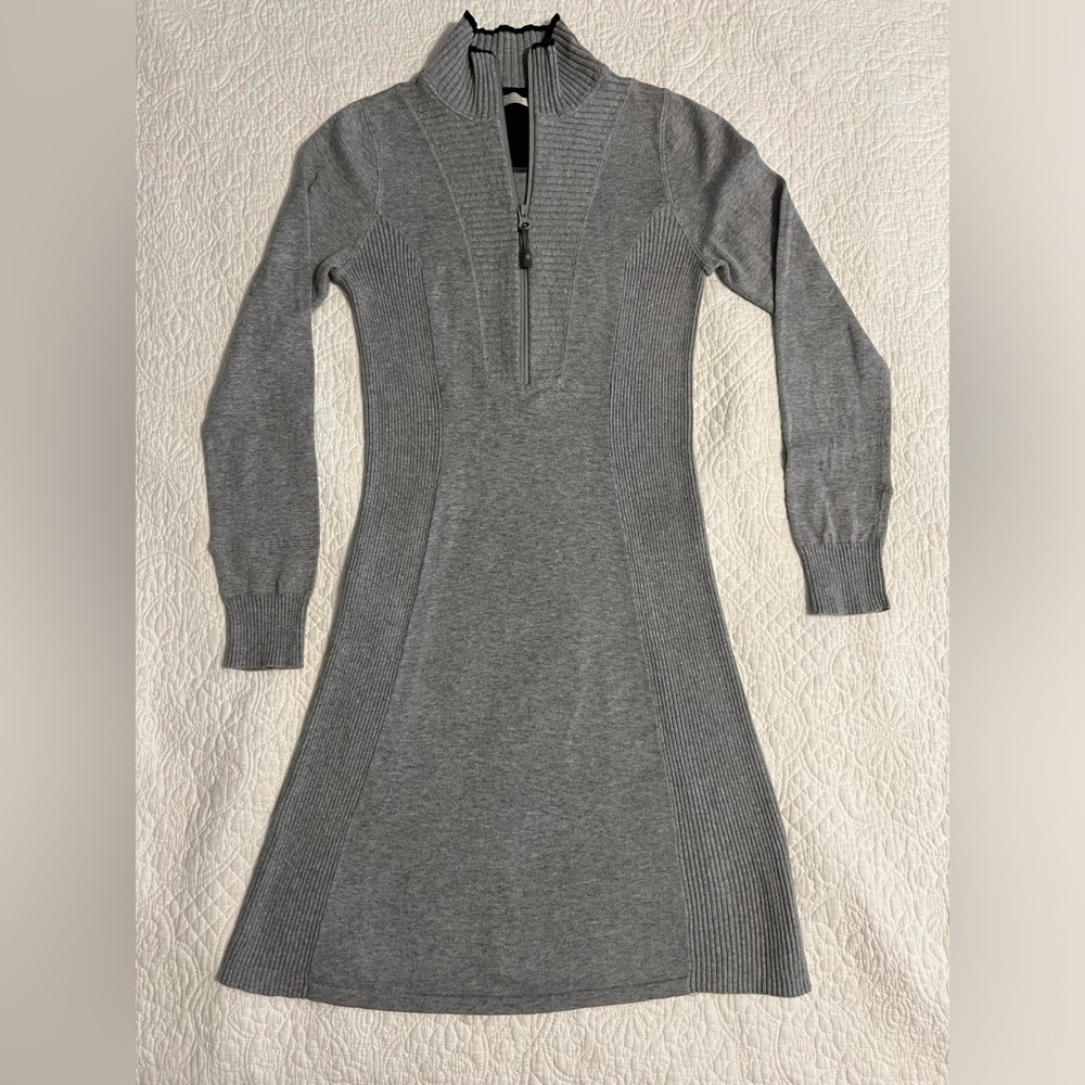 Athleta Women’s 1/4 Zip Sweater Dress  / Gray / (S)